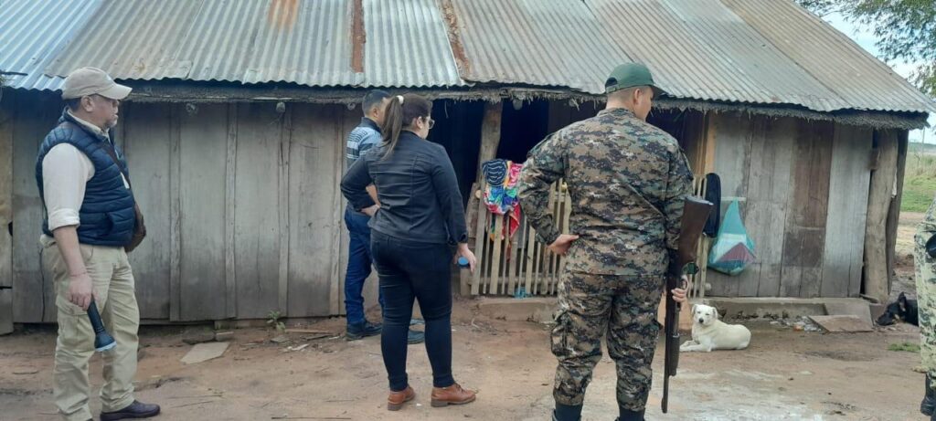 El allanamiento fue autorizado por el Juzgado Penal de Garantías de Caazapá mediante mandamiento judicial A.I. N° 239. Foto: Redacción Suceso.