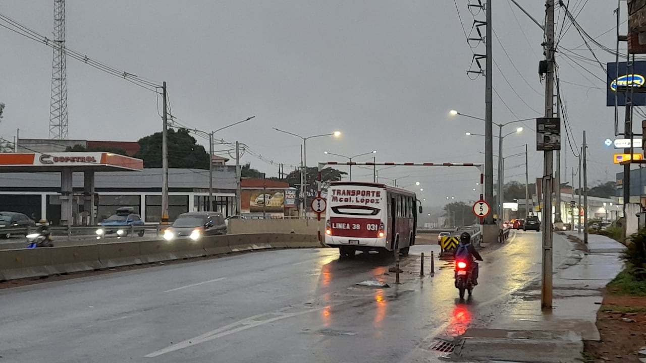 Anuncian jornadas cálidas, húmedas y con lluvias para este martes y miércoles