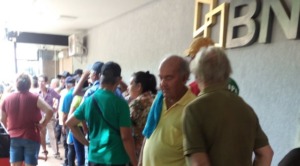 Los pagos a los que ya son beneficiarios se hacen hoy, los nuevos cobrarán la próxima semana.