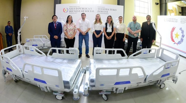 Fortalecen las terapias y urgencias con entrega de camas hospitalarias eléctricas