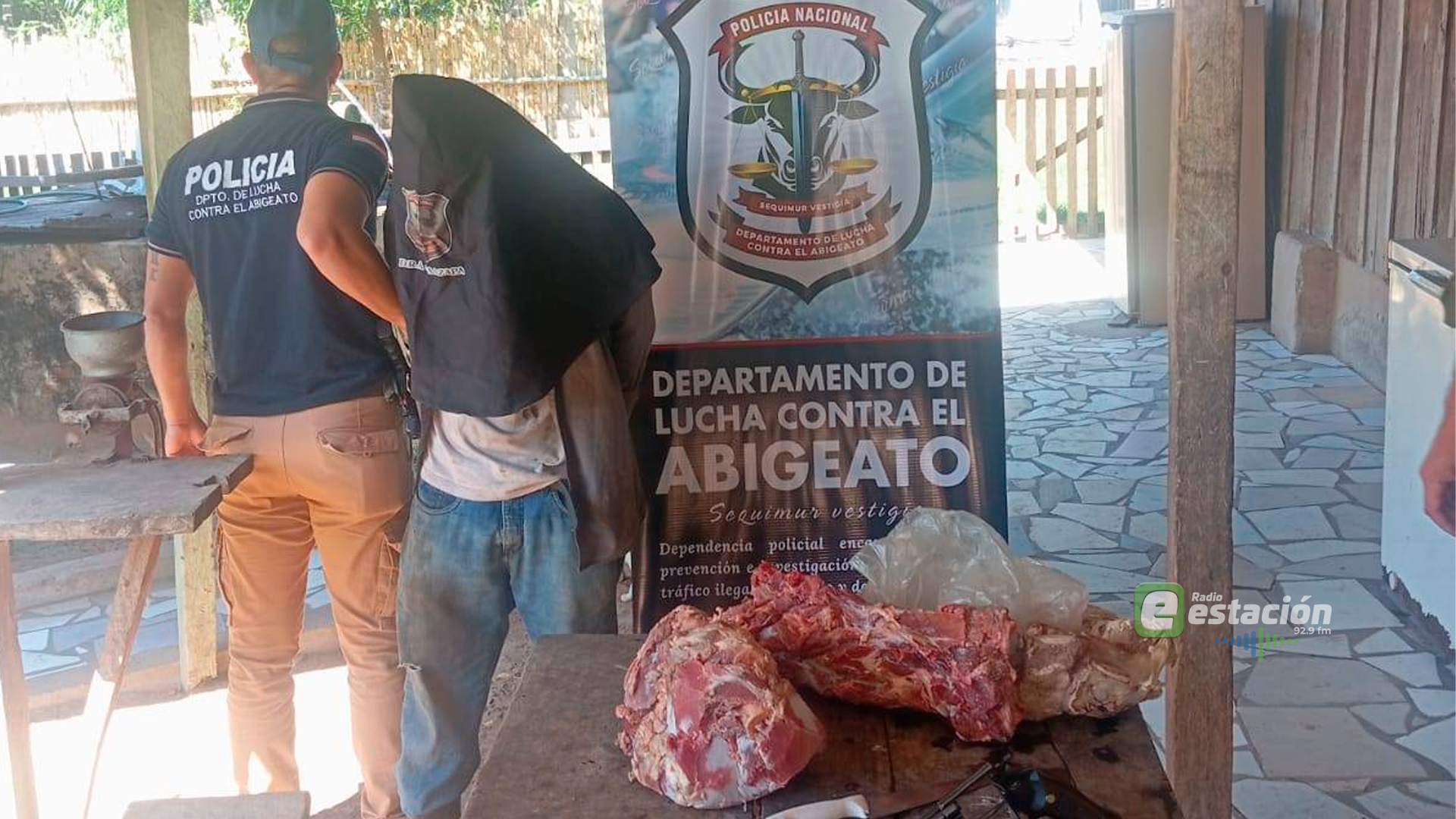 Allanan dos viviendas por abigeato en Yuty y detienen a hombre con orden de captura por estafa