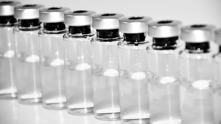 Las 72 cajas de ampollas de tizerpatida fueron sustraídas en Ciudad del Este a un vendedor.Foto: Pixabay - Ilustrativa.