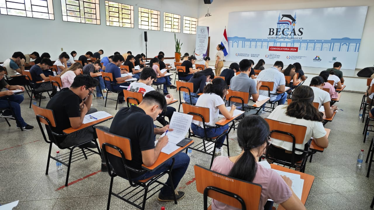 Recepción de documentos para becarios se realizará del 16 al 27 de marzo
