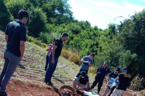 Intervención policial en caso de homicidio de un productor del Puerto Paranambu, de Domingo Martínez de Irala. Foto: Gentileza