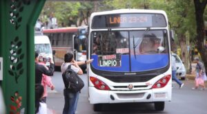 Abren sumario a 28 empresas por paro de buses durante el fin de semana