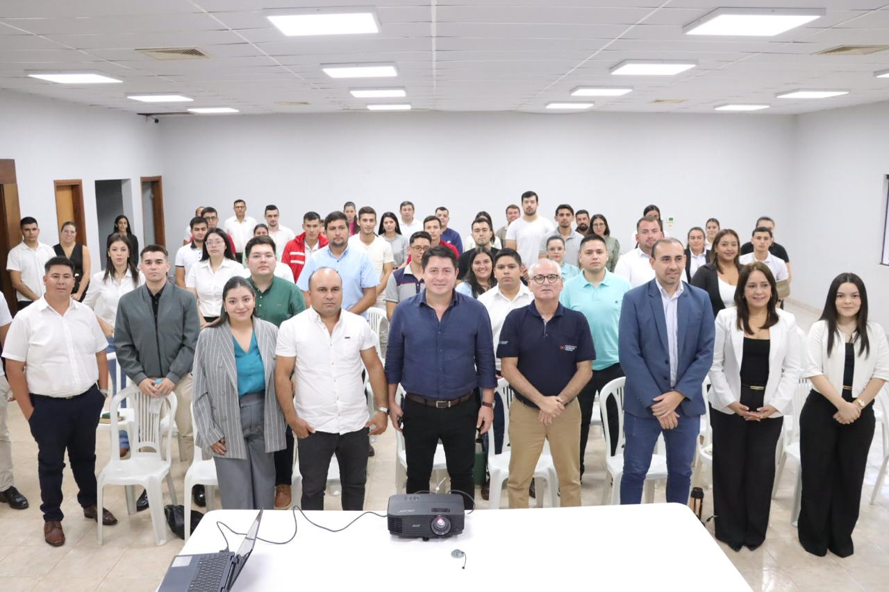 Impulsan creación del Consejo Departamental de la Juventud en Caazapá - Foto: Gentileza/Elias/Gobernación