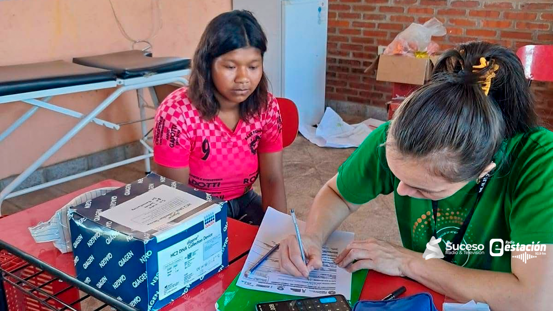 Una importante jornada de salud se desarrolló en la comunidad indígena Vy´a Renda de Toro Blanco, donde 123 personas recibieron atención médica integral - Foto: Edición/Suceso Multimedios/Gentileza