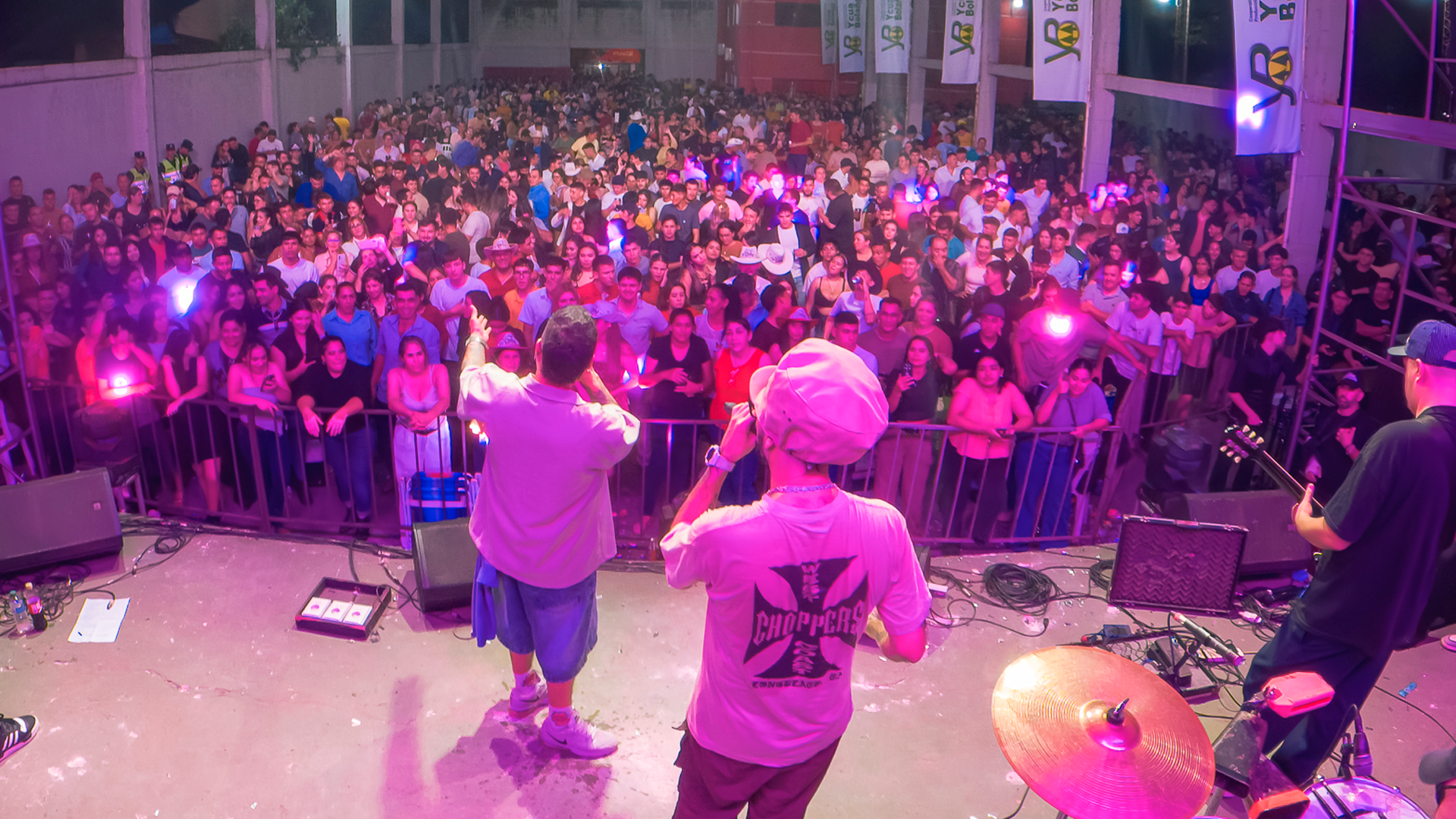 Coronel Maciel vivió una noche inolvidable por sus 108 años - Foto: Air Pixel Media