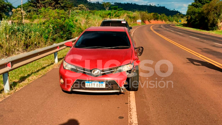El hecho ocurrió sobre la Ruta PY18, en la compañía Villa Unida, cuando un automóvil y una motocicleta colisionaron