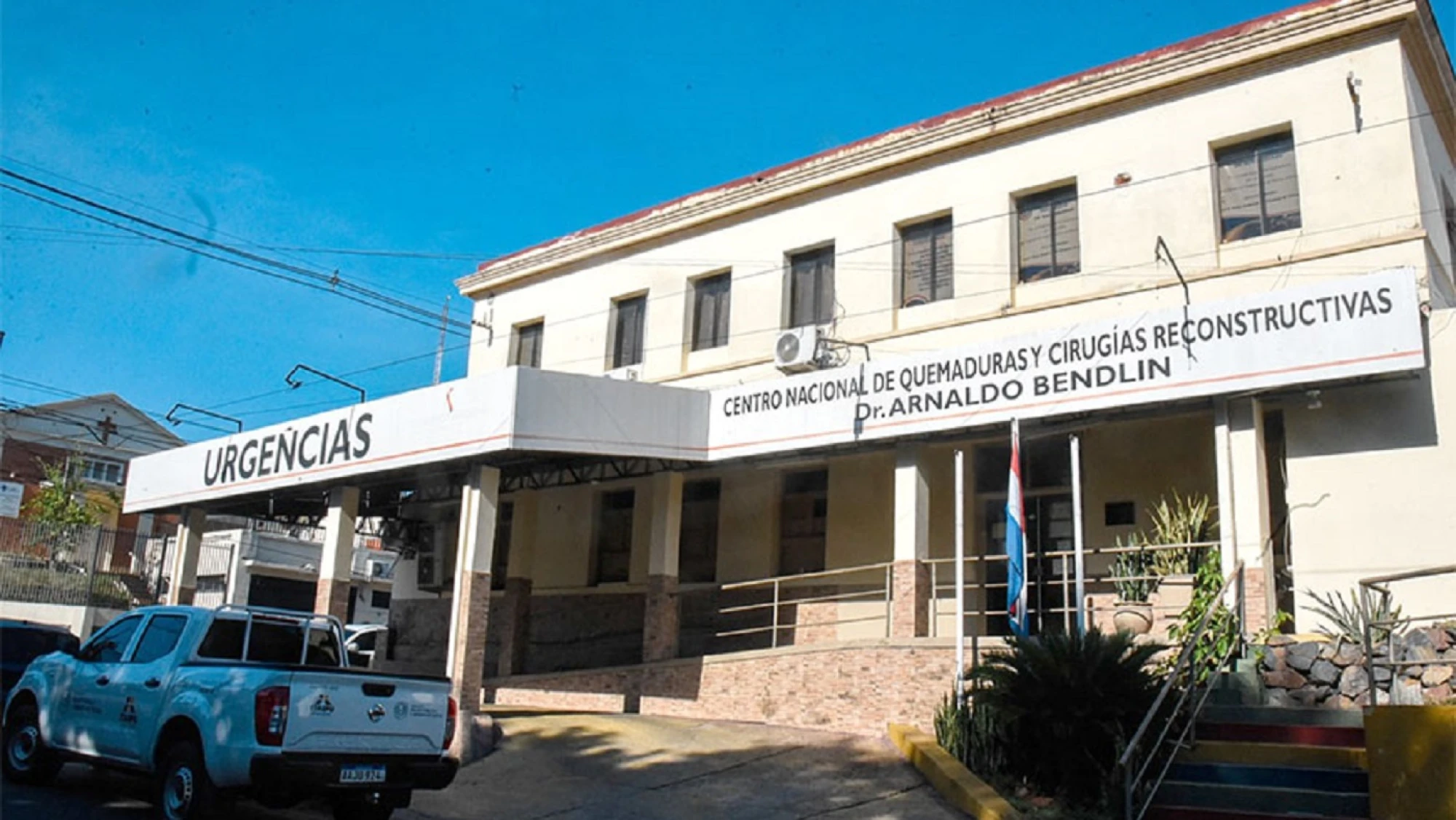 Fachada del Centro Nacional de Quemaduras y Cirugías Reconstructivas (Cenquer).Foto: Gentileza.