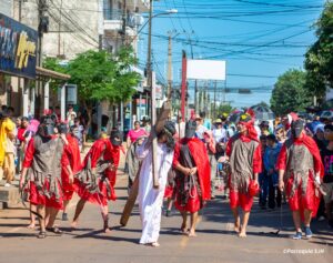 Con profunda fe y recogimiento, iglesias católicas de todo el país vivieron este Viernes Santo una de las celebraciones más significativas para el cristianismo - Foto: Gentileza Parroquia SJN
