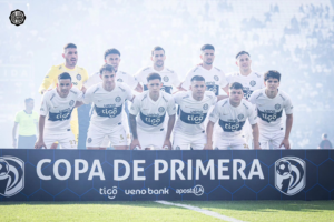 Olimpia festejó su nueva consagración. Foto: Club Olimpia