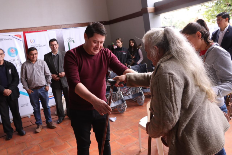 Exitosa jornada de atención integral benefició a adultos mayores y personas con discapacidad en Tava’i