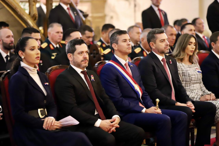 El presidente Santiago Peña destacó el crecimiento macroeconómico sostenido que registra Paraguay en los últimos tres años. Foto: Gentileza