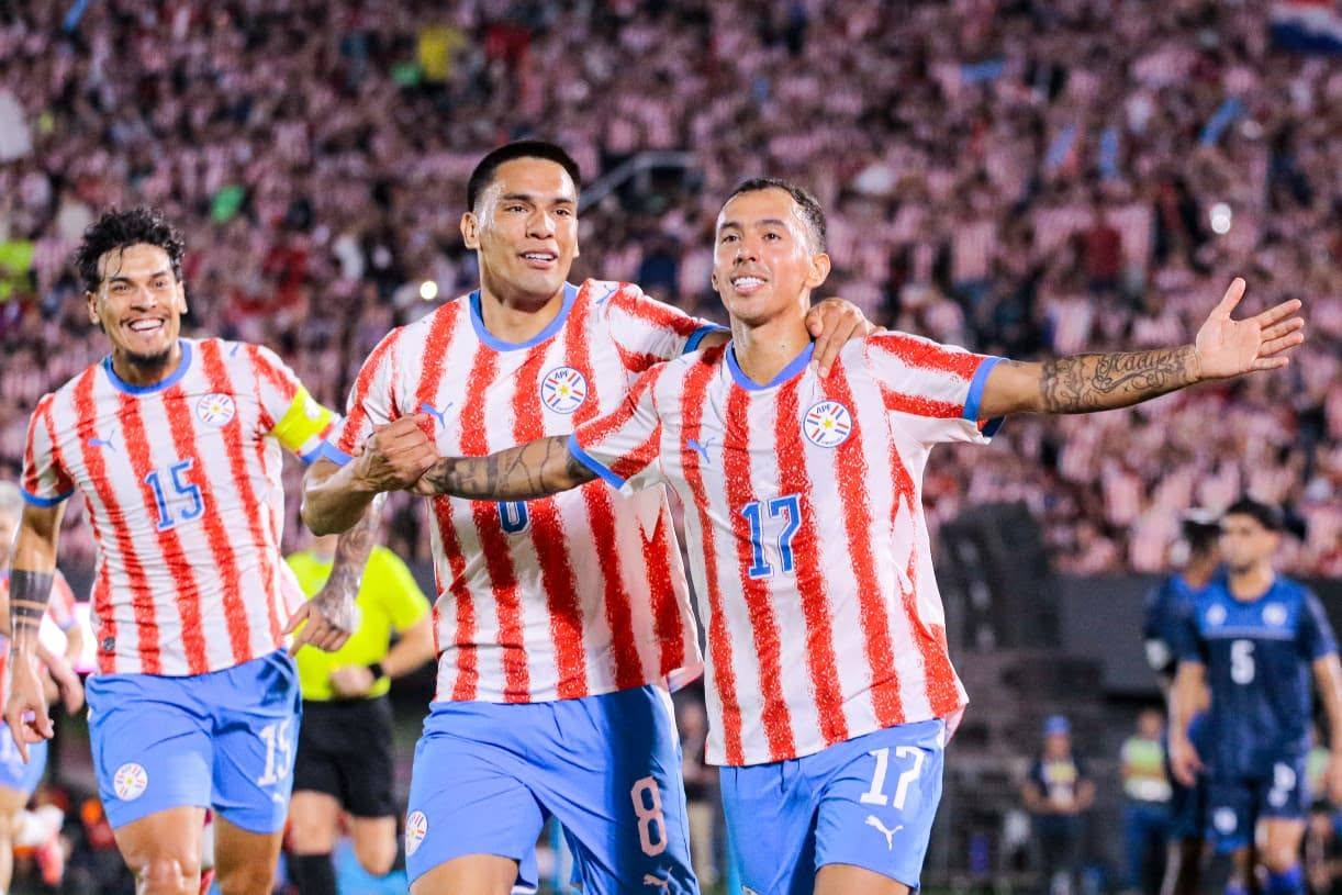 La Selección Paraguaya goleó en su despedida.Foto: Andrés Catalán - ÚH