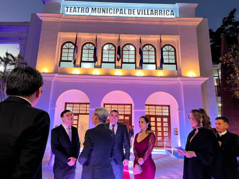Reabren el Teatro Municipal de Villarrica tras 15 años de cierre.