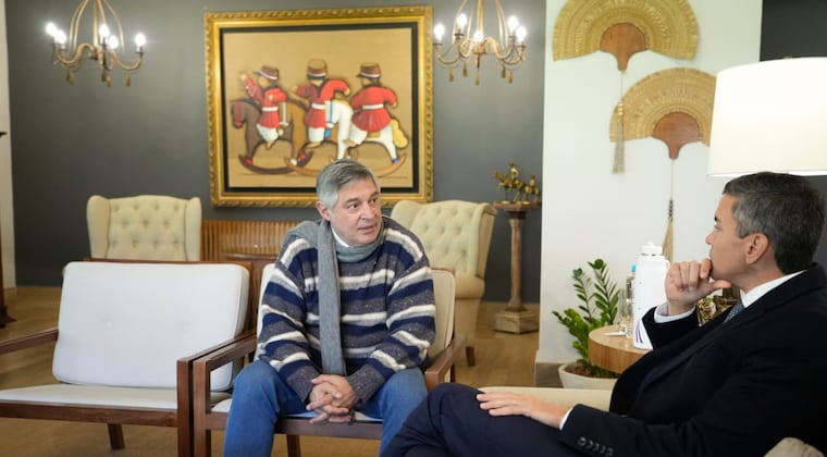 Luis Ramírez, ministro de Educación, se reunió con el presidente Santiago Peña.