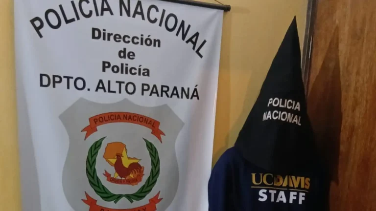 Tulio Trovo de Faccio Carvalho, de 18 años, brasileño, quien fue retenido por personal de seguridad del local Biggie Express.Foto. Gentileza.