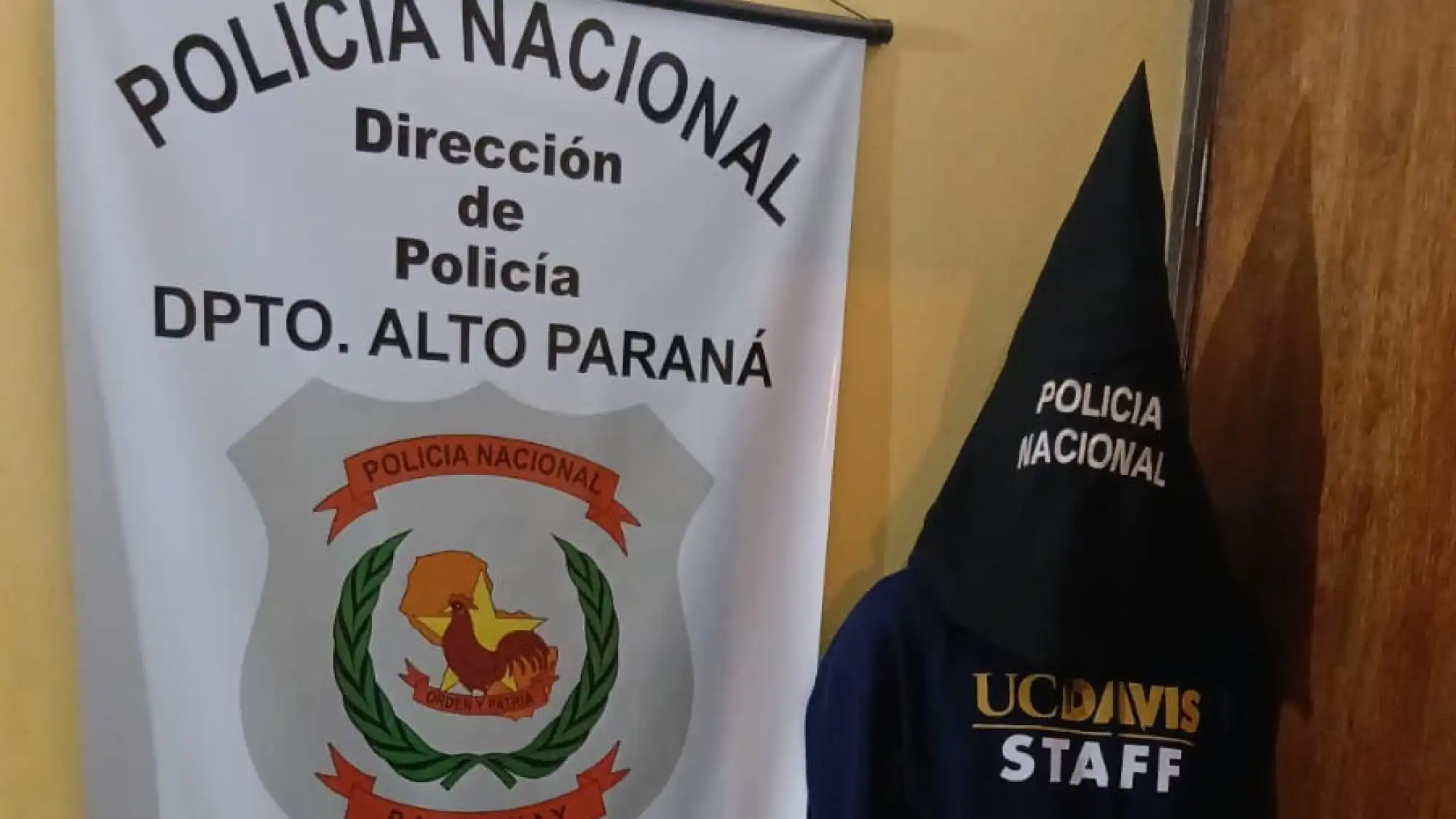 Tulio Trovo de Faccio Carvalho, de 18 años, brasileño, quien fue retenido por personal de seguridad del local Biggie Express.Foto. Gentileza.