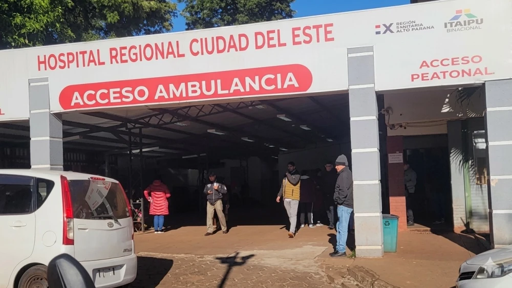 El director regional recordó la importancia de acudir tempranamente a los servicios de salud ante síntomas respiratorios en niños pequeños.Foto: Gentileza