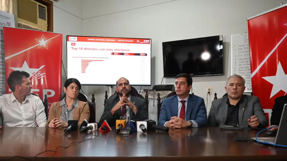 Más de 16.000 precandidatos pugnarán en las internas coloradas del domingo