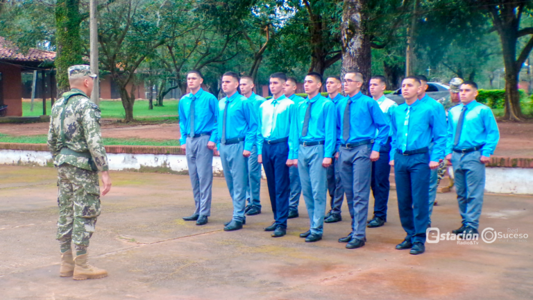 Escuela Agrícola fue sede del acto de certificación de la Instrucción Militar para estudiantes - Foto: Estacion Radio y Tv