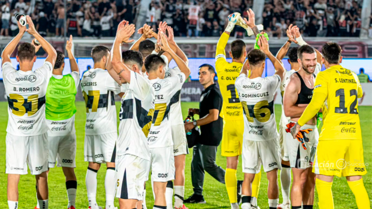 Olimpia se enojó y firmó una fantástica remontada ante Ameliano