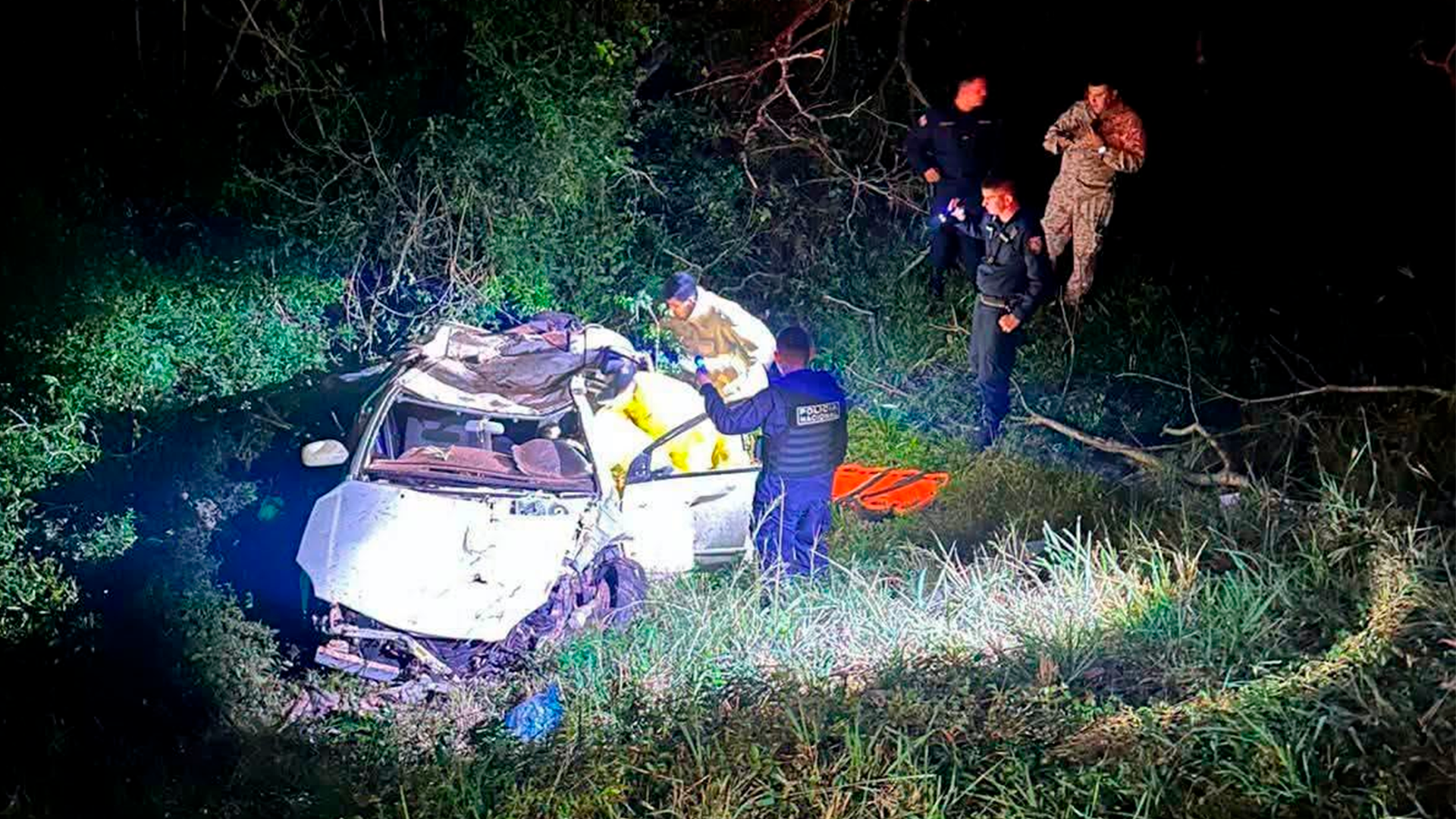 El conductor resultó herido y quedó hospitalizado