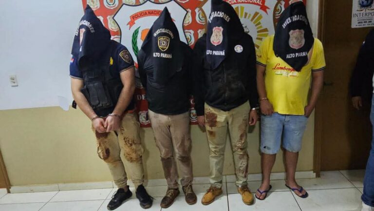 Detienen a cuatro sospechosos vinculados a robos domiciliarios en Ciudad del Este