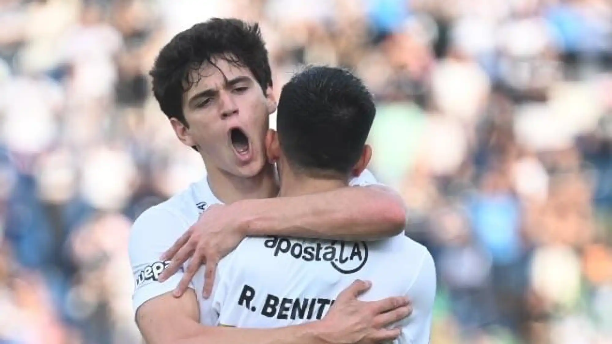 Eduardo Delmás y Romeo Benítez marcaron para Olimpia.Foto: Andrés Catalán - Última Hora