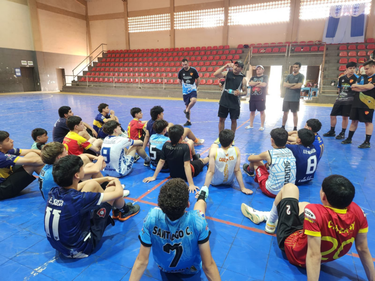 La Selección C15 de Caazapá inicia su preparación rumbo al Nacional de Fútbol de Salón