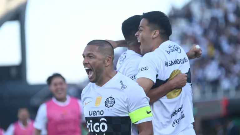 Olimpia busca acelerar ante el Rayadito