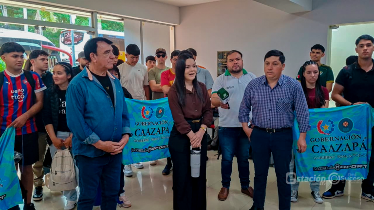 DELEGACIÓN DE CAAZAPÁ VIAJÓ A ITAPÚA PARA LOS JUEGOS UNIVERSITARIOS 2026 -FOTO: RED SUCESO MULTIMEDIOS