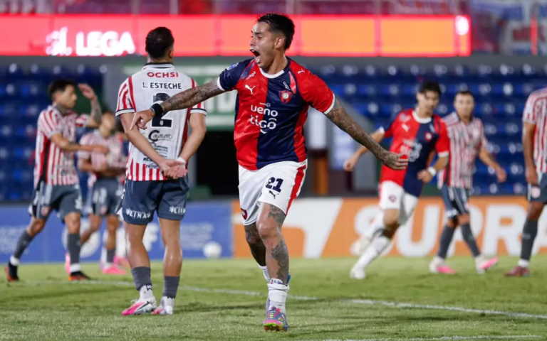 El descendido San Lorenzo recibe a un aturdido Cerro Porteño