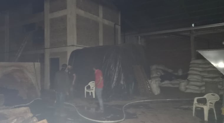 Incendio en yerbatera de Itapúa: temen pérdidas de 8.000 kilos de yerba mate