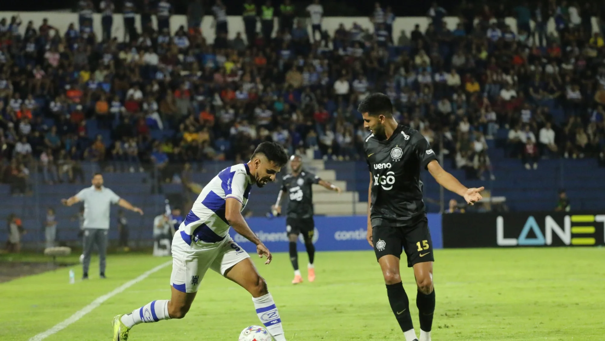 Un punto de diferencia y mucho en juego: Olimpia recibe al líder 2 de Mayo