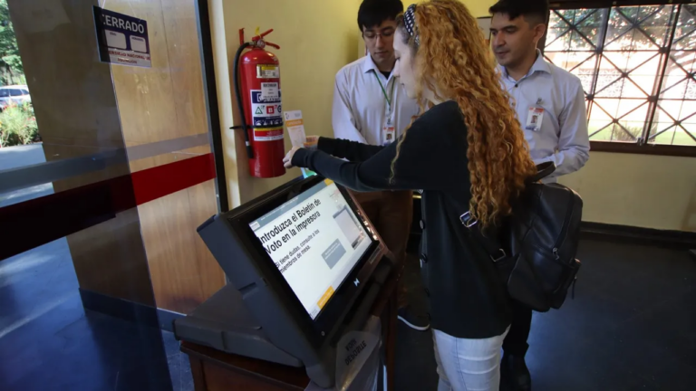 El próximo intendente puede asumir el cargo sin el 50% de los votos